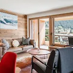 Arcades A43 Apartment